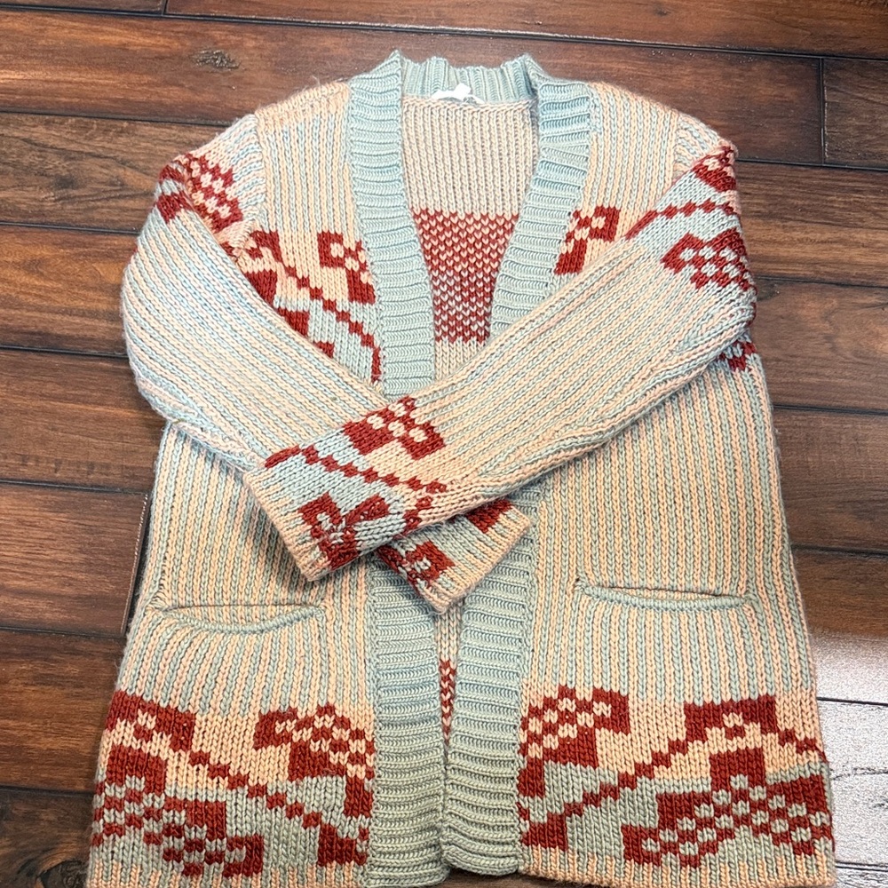 Hem & Thread Women's Patterned Cardigan Sweater - Cream and Red